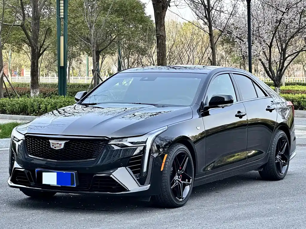Cadillac CT4 2022