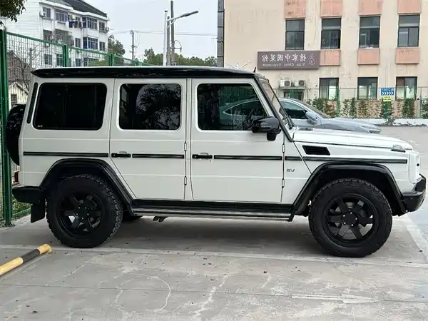 Mercedes-Benz G-Class 2015