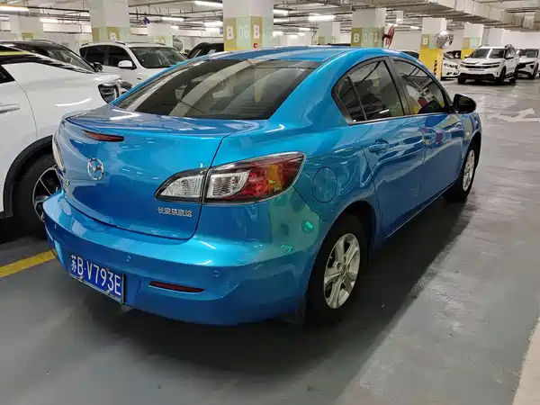 Mazda 3 Xingcheng 2013