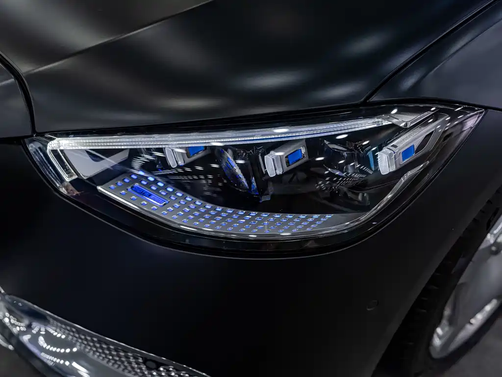 Mercedes-Benz S-Class 2023 — фото 15