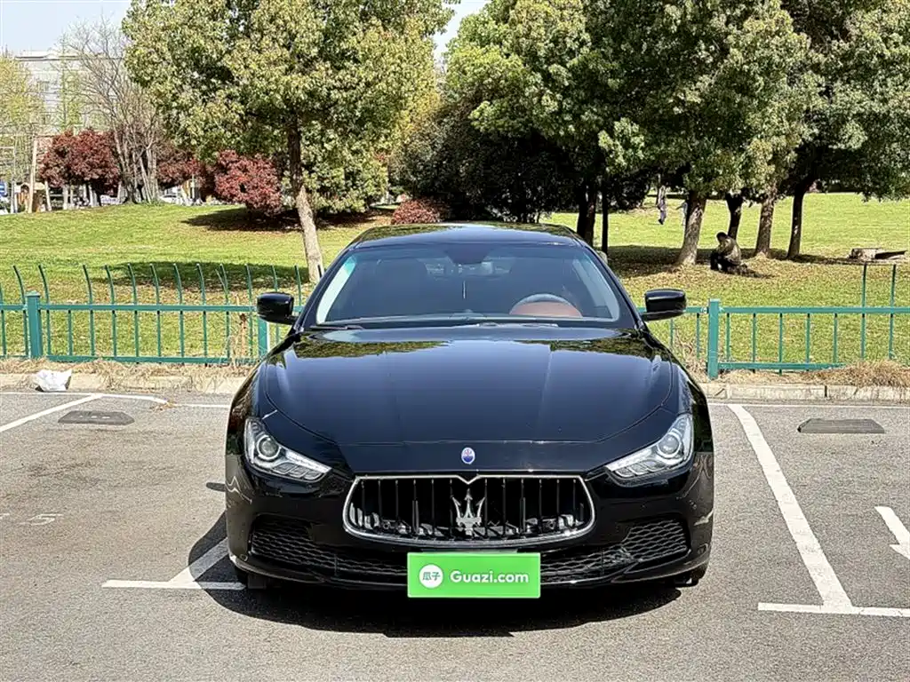 Maserati Ghibli 2017 — фото 15