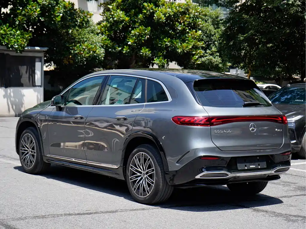 Mercedes-Benz EQS SUV 2023