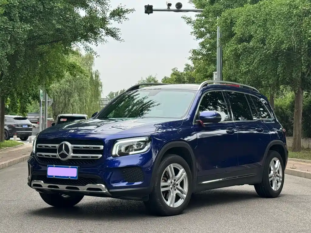 Mercedes-Benz GLB 2021 — фото 1