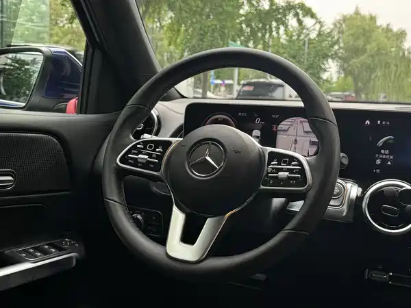 Mercedes-Benz GLB 2020