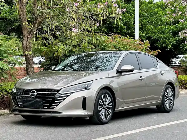 Nissan Teana 2023
