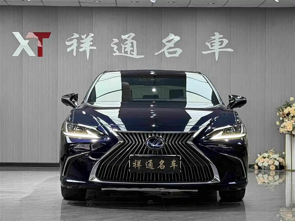 Lexus ES 2021 — фото 2