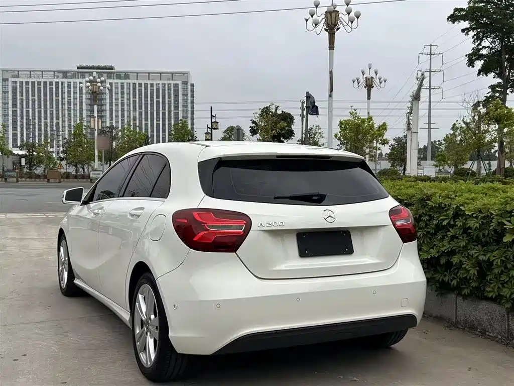 Mercedes-Benz A-Class 2017 — фото 22