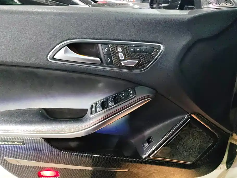 Mercedes-Benz CLA 2017