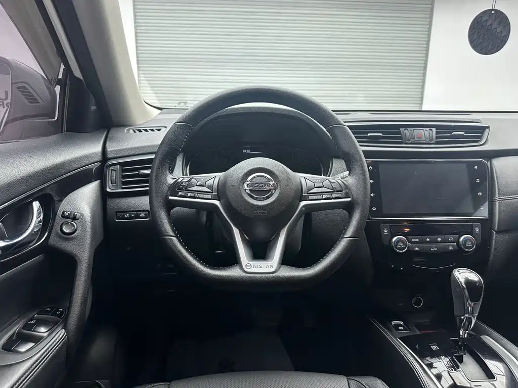 Nissan X-Trail 2021 — фото 17