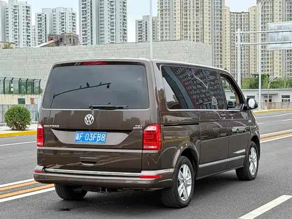 Volkswagen Metroway 2016