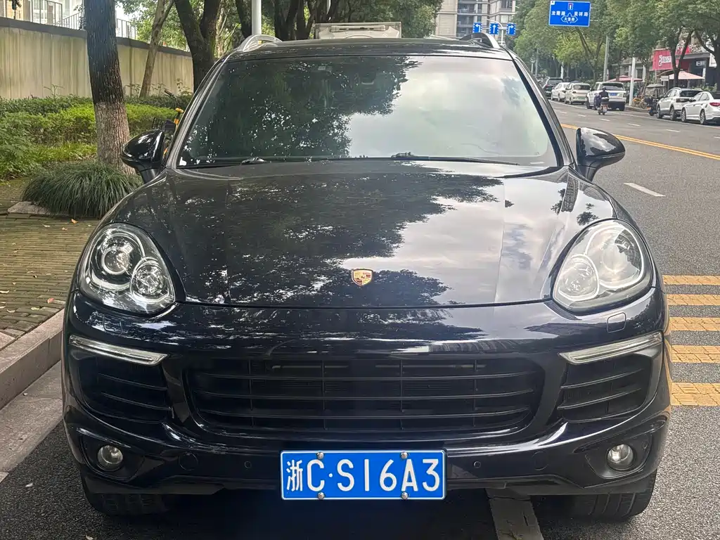 Porsche Cayenne 2016 — фото 2