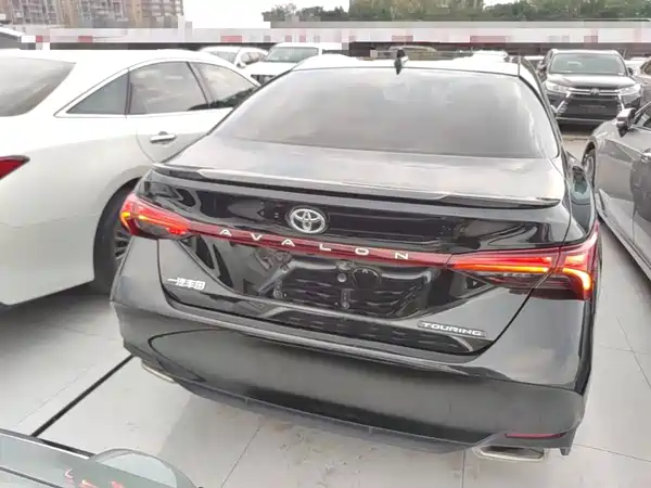 Toyota Avalon 2022