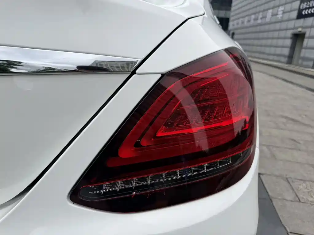 Mercedes-Benz C-Class 2020 — фото 34