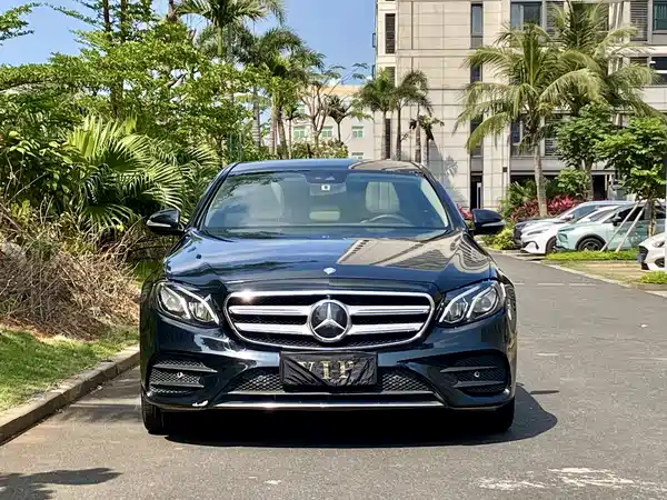 Mercedes-Benz E-Class 2016