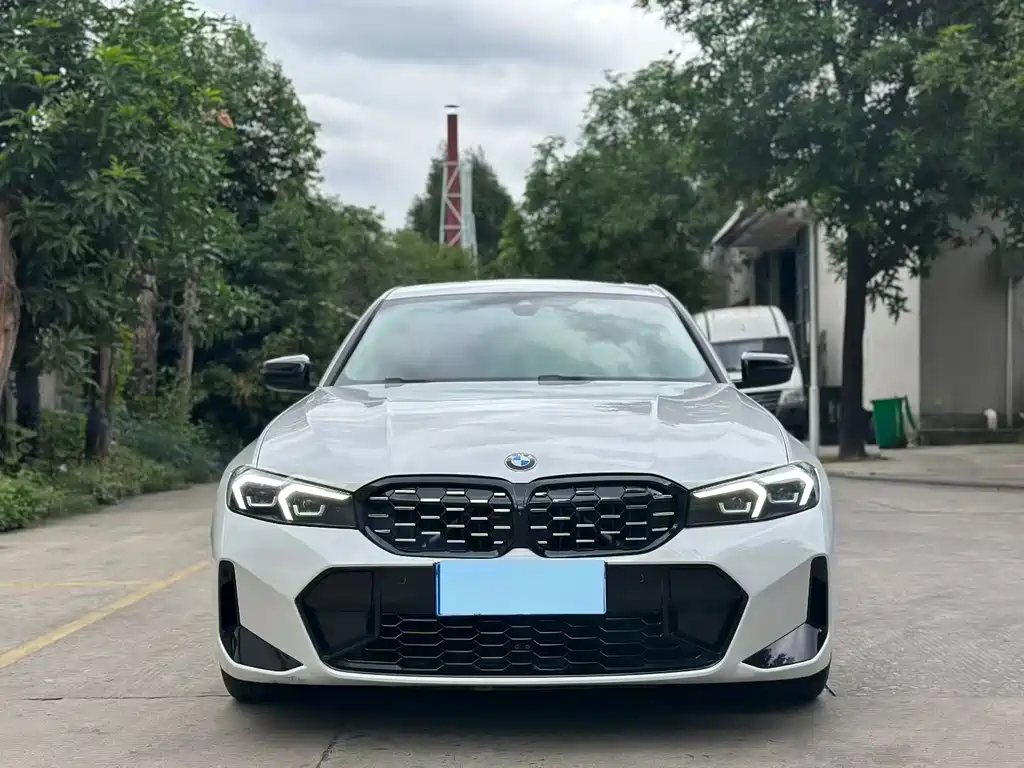 BMW 3 Series 2023