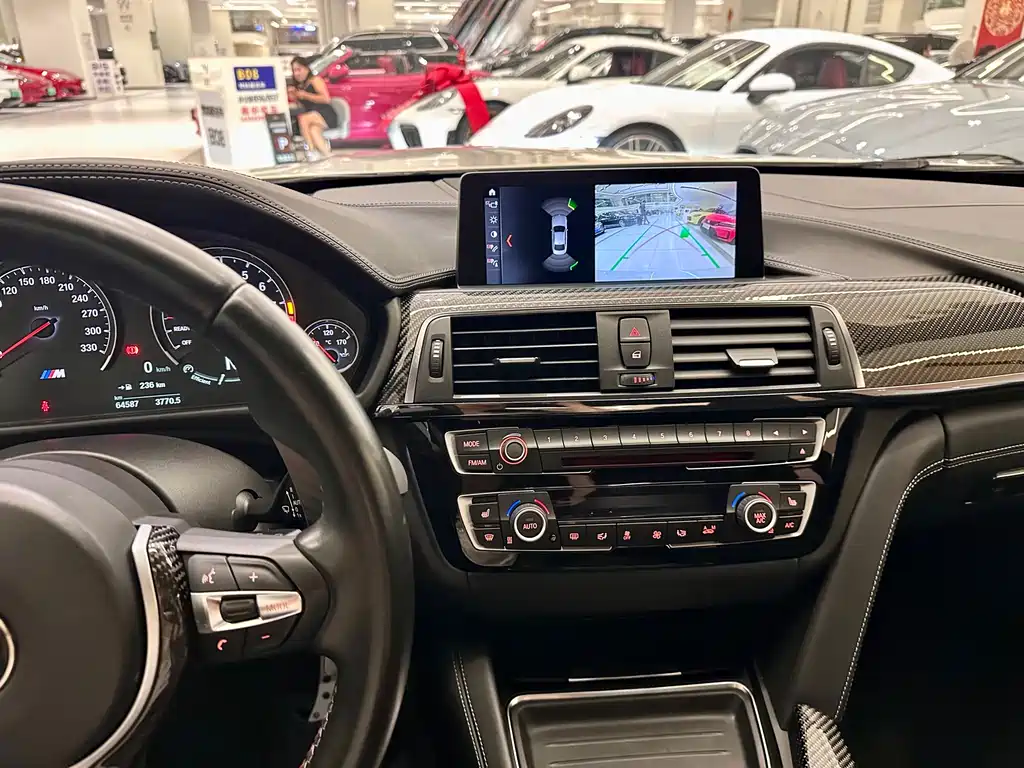 BMW M4 2019 — фото 10