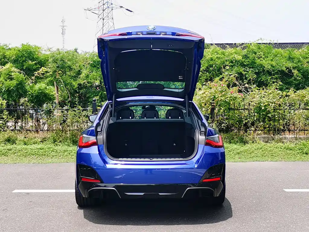 BMW i4 2024