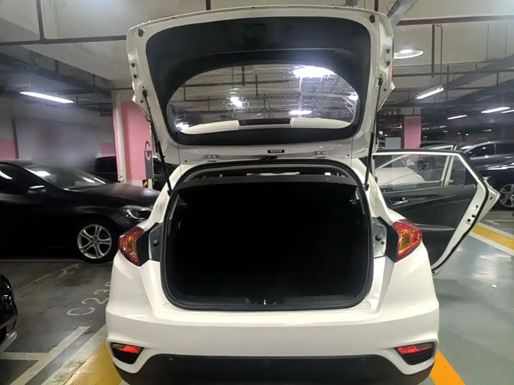 Changan Eado XT 2015 — фото 19