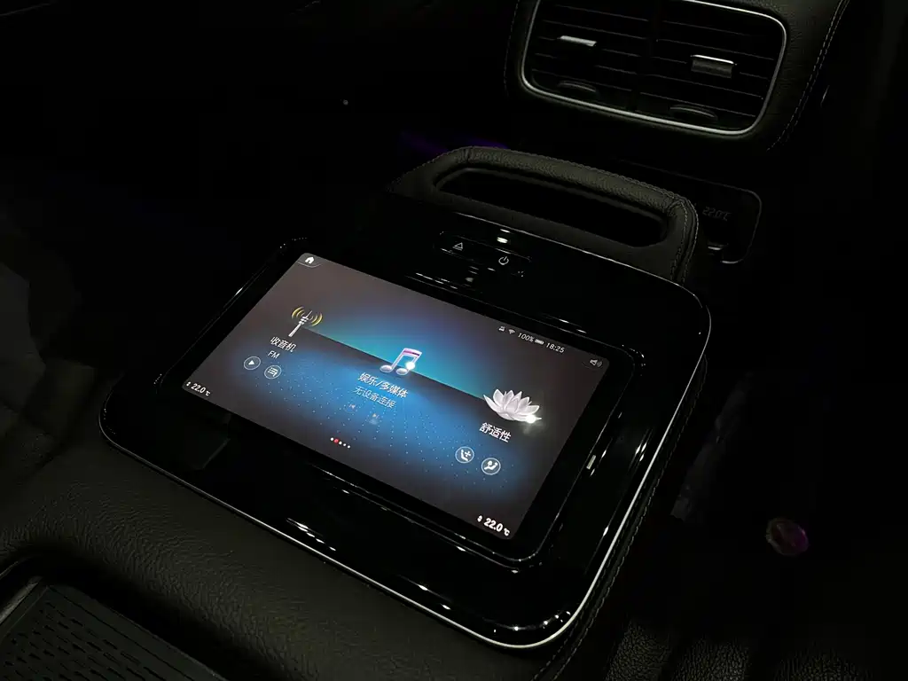 Mercedes-Benz GLE 2023 — фото 11