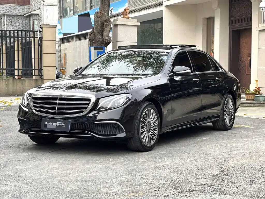 Mercedes-Benz E-Class 2017 — фото 1
