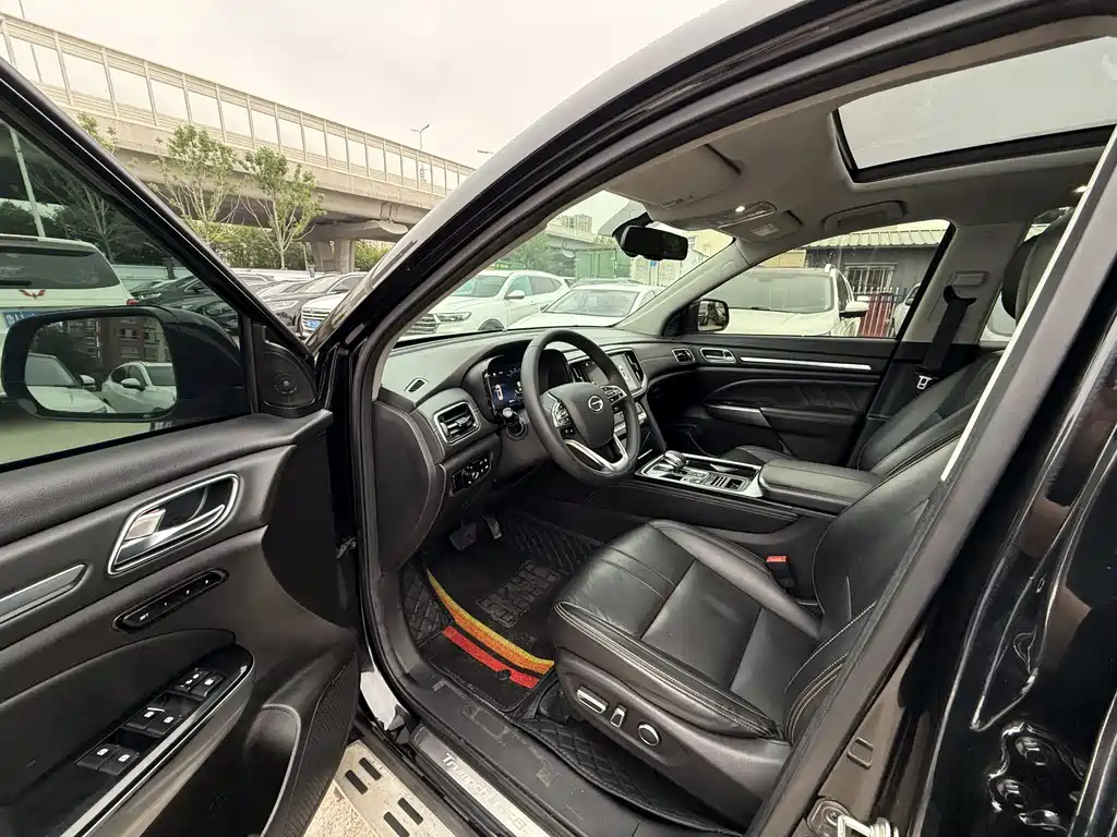 GAC Motor Trumpchi GS8 2020 — фото 4