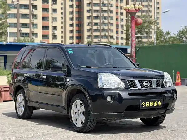 Nissan X-Trail 2011