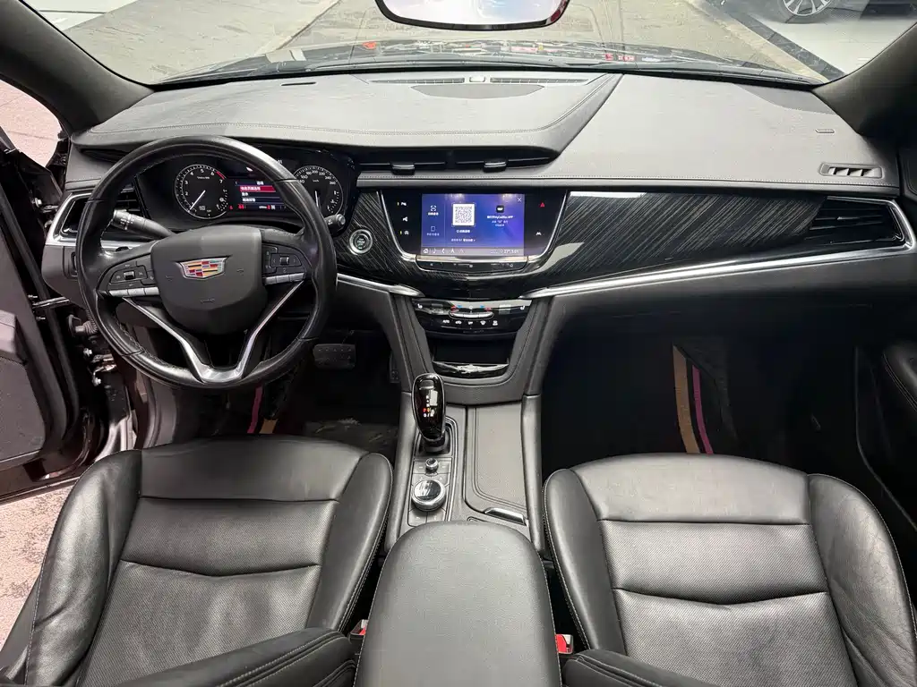 Cadillac XT6 2020 — фото 11
