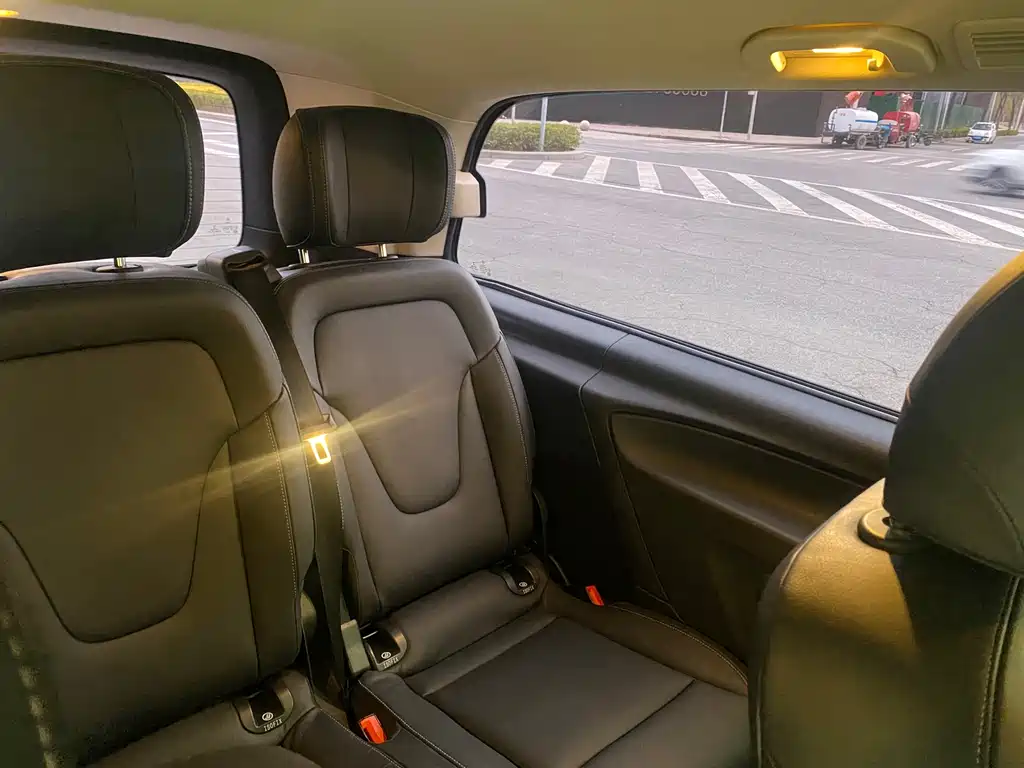 Mercedes-Benz Vito 2019 — фото 12
