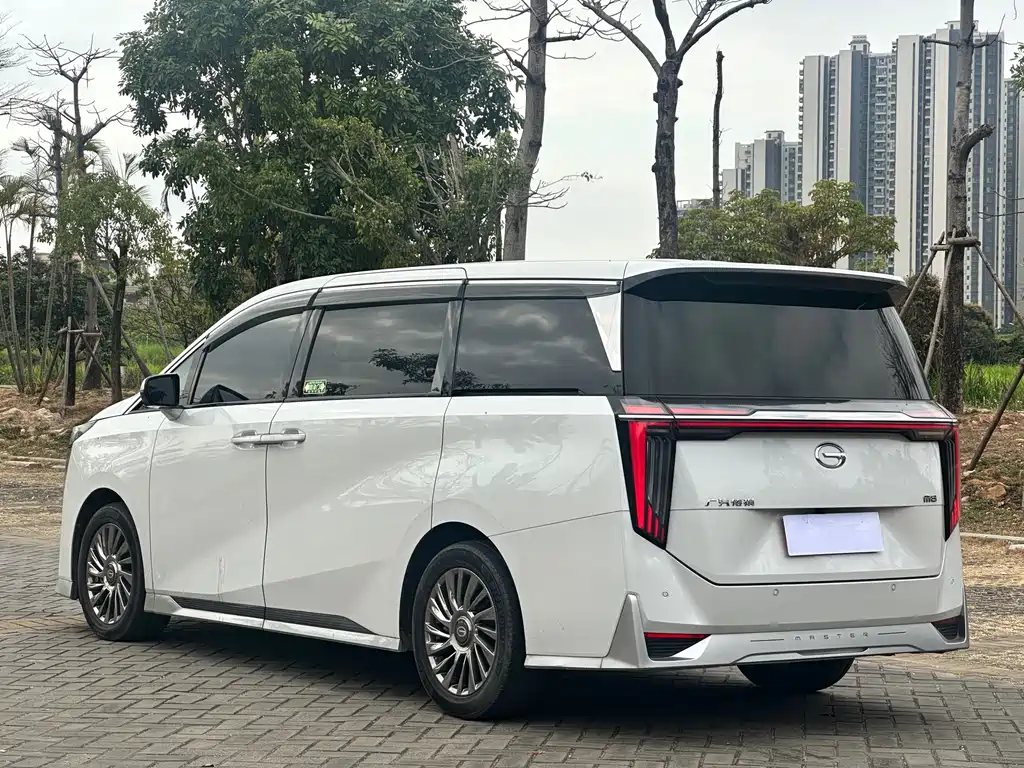 GAC Motor Trumpchi M8 2023 — фото 16