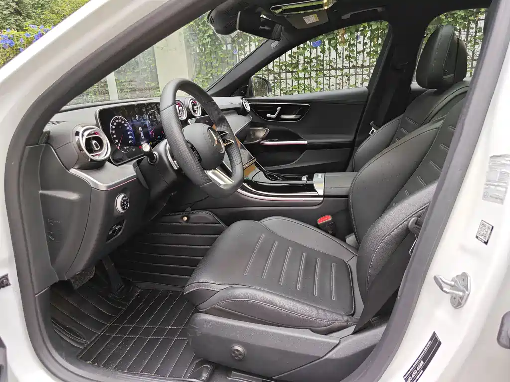 Mercedes-Benz C-Class 2022 — фото 16