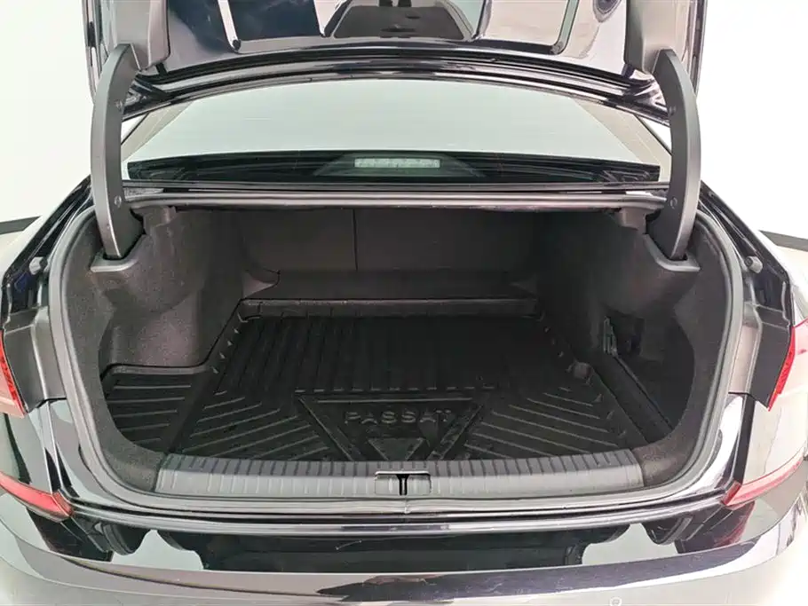 Volkswagen Passat 2023