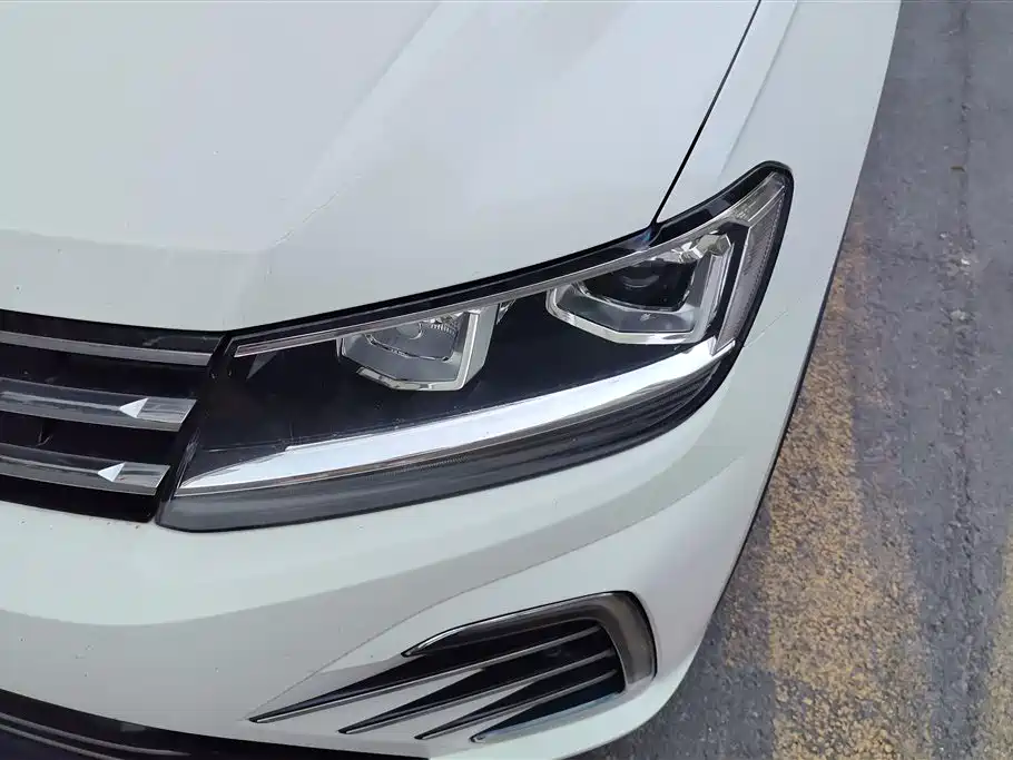 Volkswagen Tiguan L PHEV 2019 — фото 5