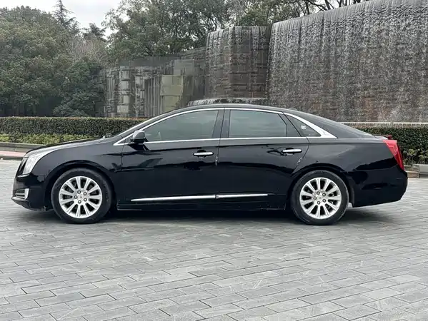 Cadillac XTS 2014