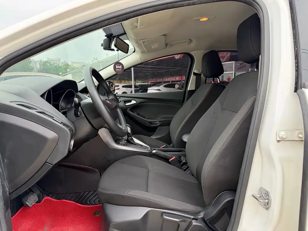 Ford Focus 2016