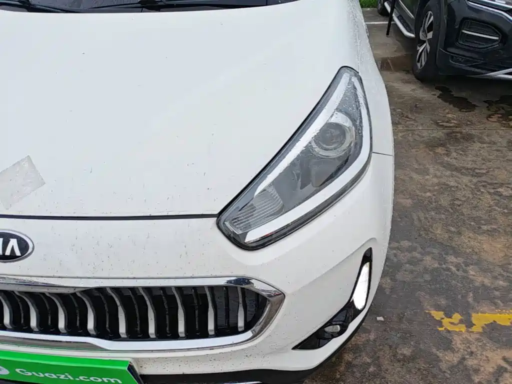 Kia KX3 2019 — фото 24