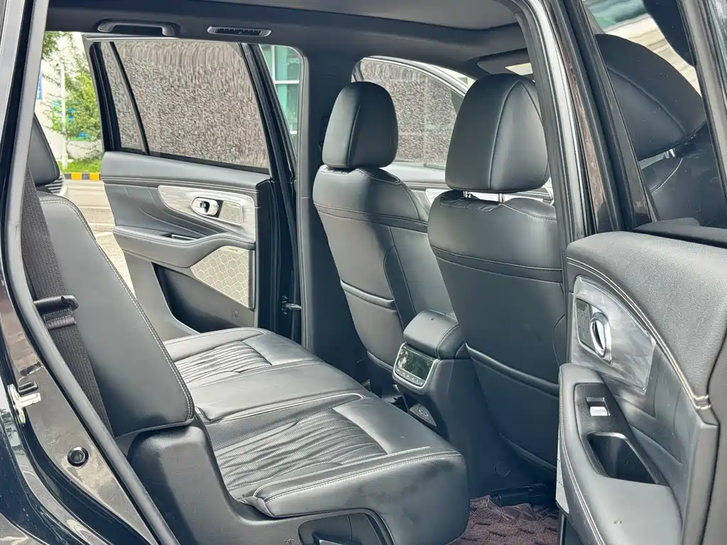 GAC Motor Trumpchi GS8 2023 — фото 15