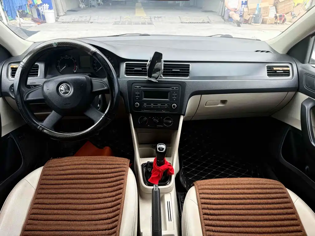 Skoda Rapid 2013