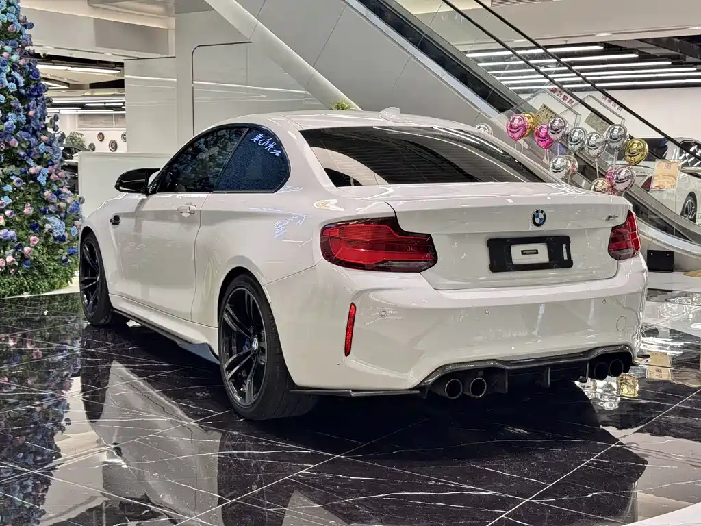 BMW M2 2018 — фото 20