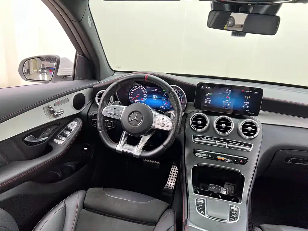 Mercedes-Benz GLC AMG 2020 — фото 15