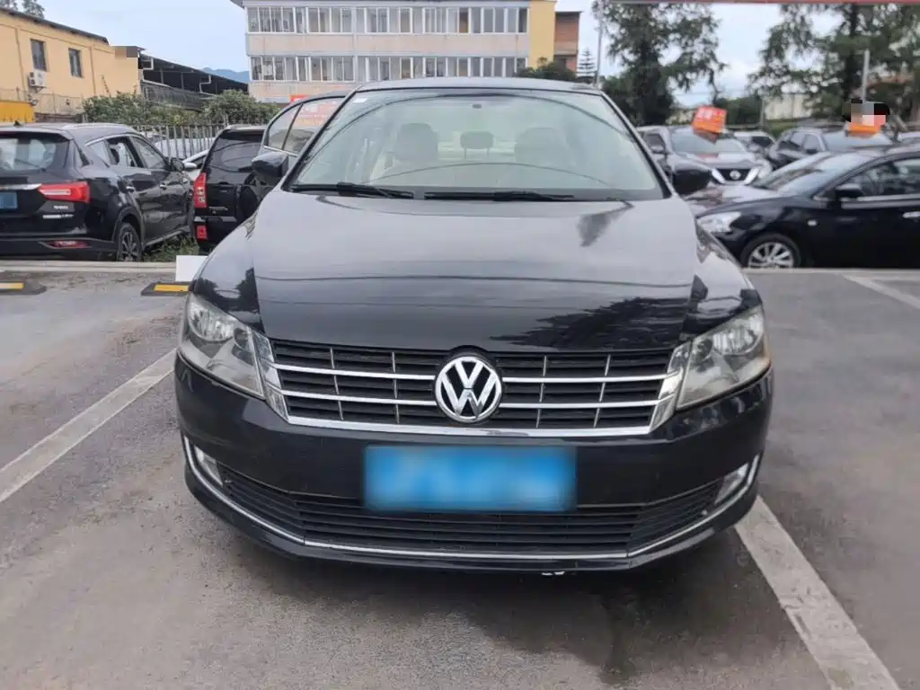 Volkswagen Lavida 2015
