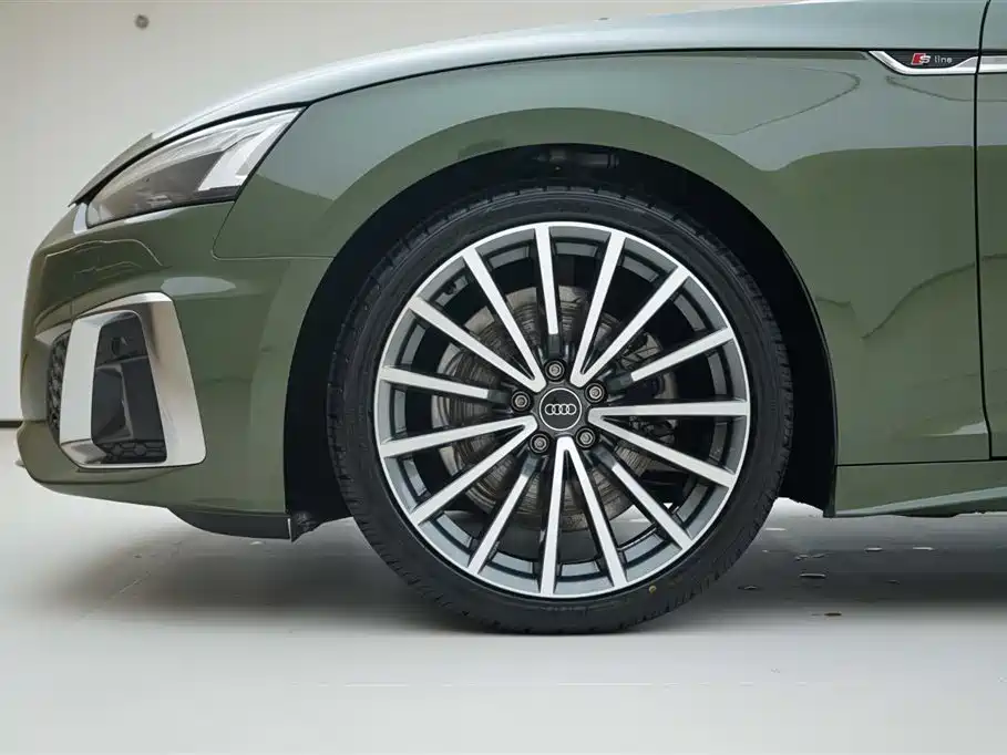 Audi A5 2023 — фото 16