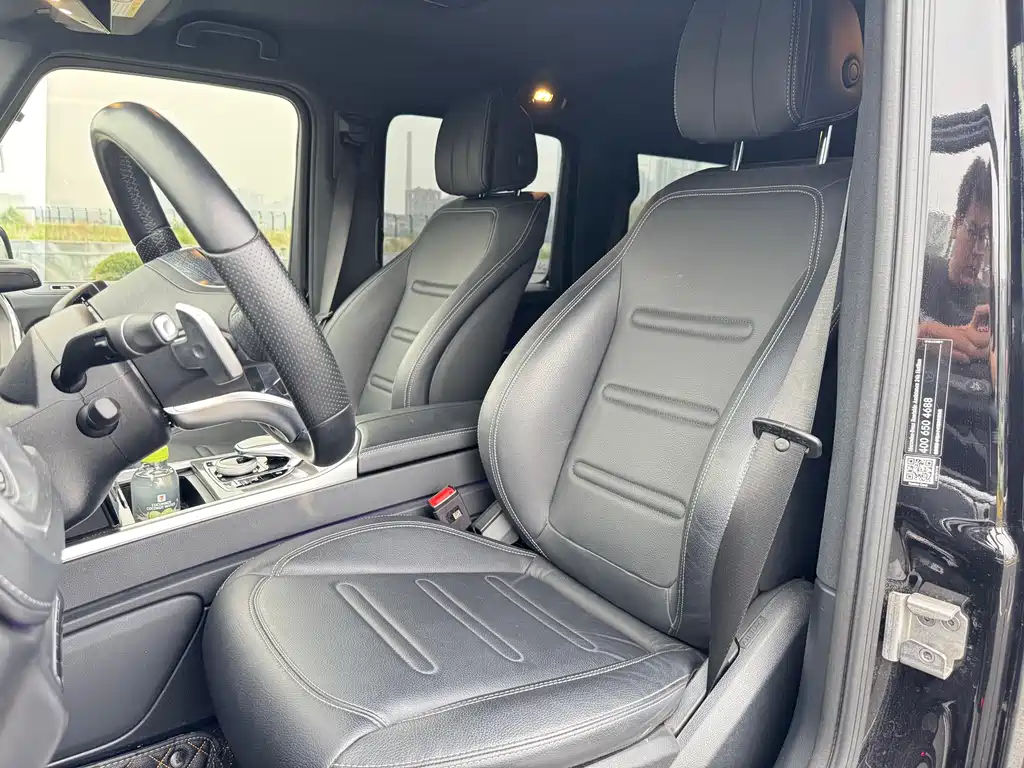 Mercedes-Benz G-Class 2023 — фото 14