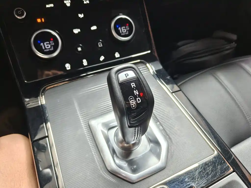Land Rover Evoque 2020 — фото 14