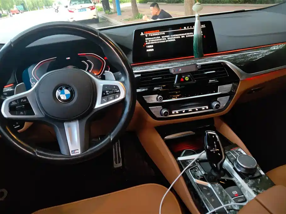 BMW 6 Series GT 2020 — фото 12