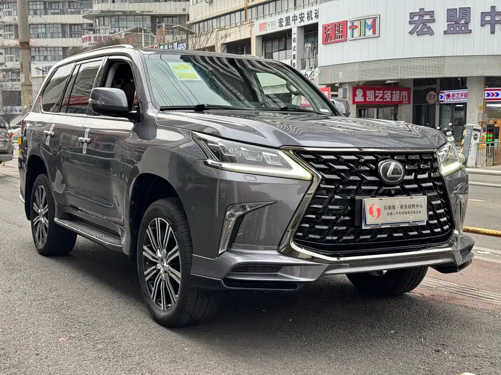 Lexus LX 2018 — фото 3