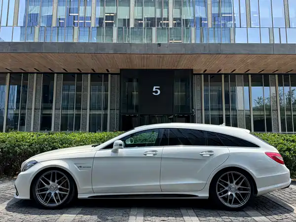Mercedes-Benz CLS 2013