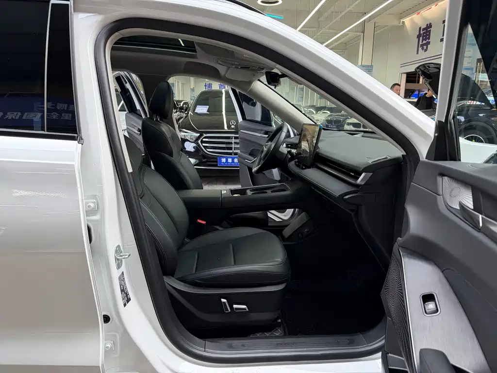 Haval H6 2024 — фото 16