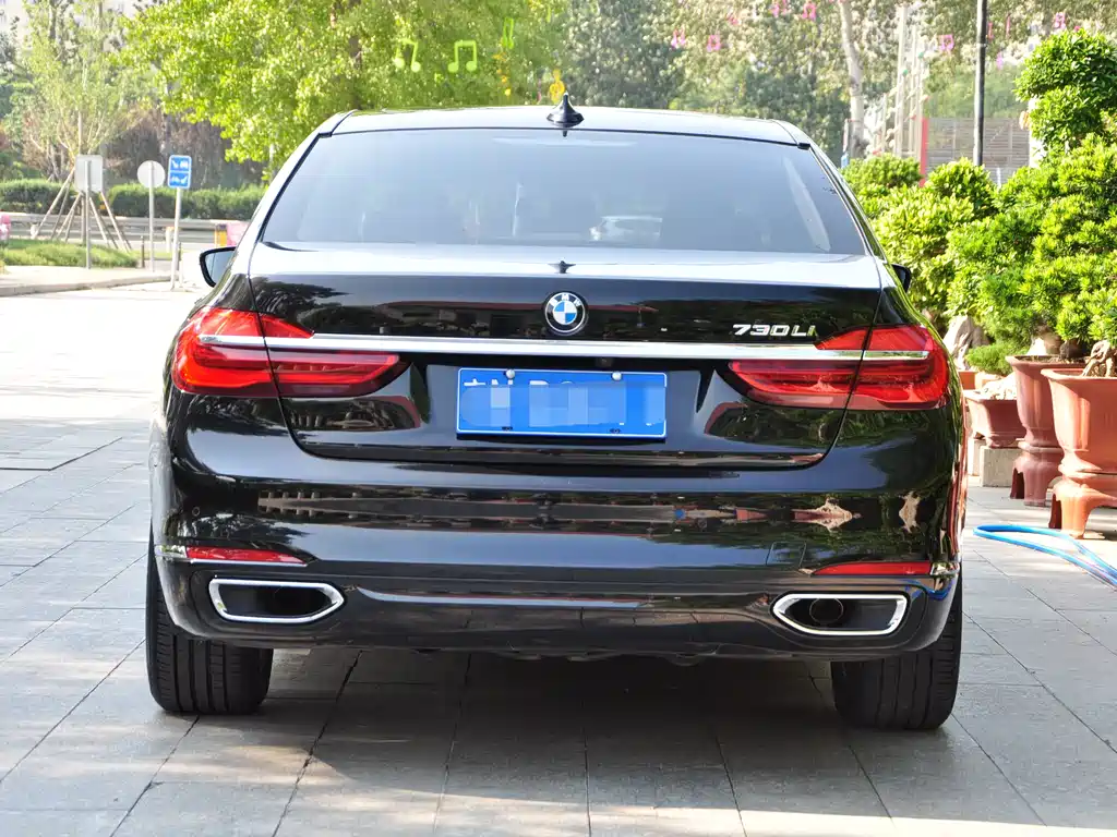 BMW 7 Series 2016 — фото 5