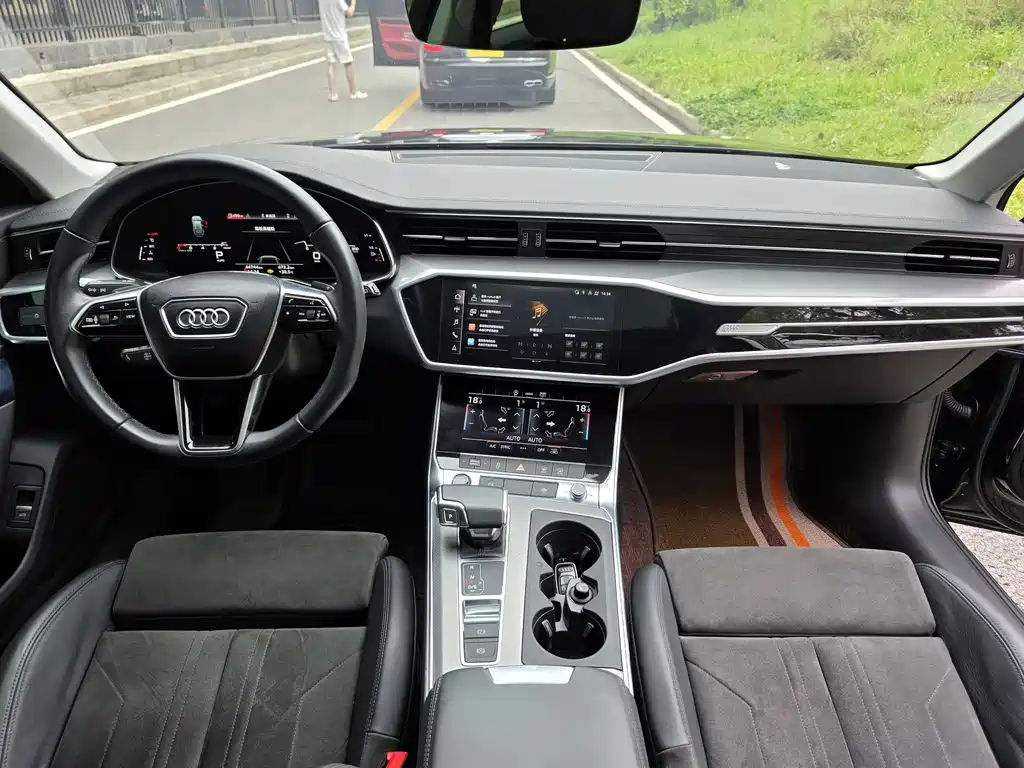 Audi A6 2021 — фото 15