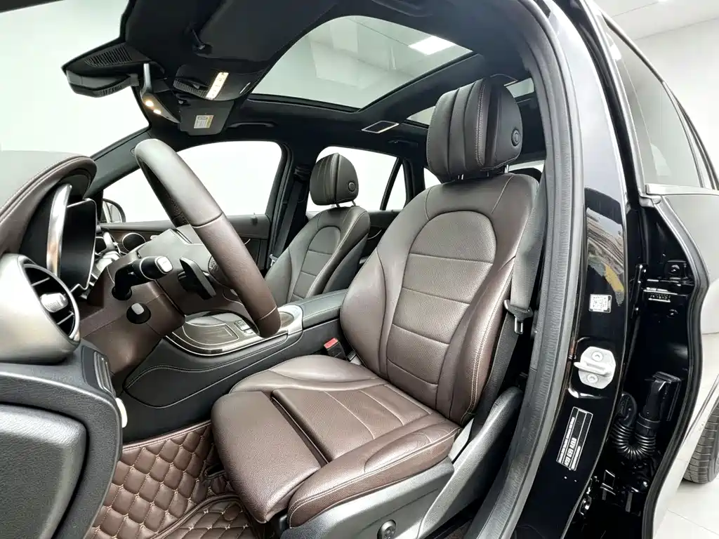 Mercedes-Benz GLC 2021 — фото 9